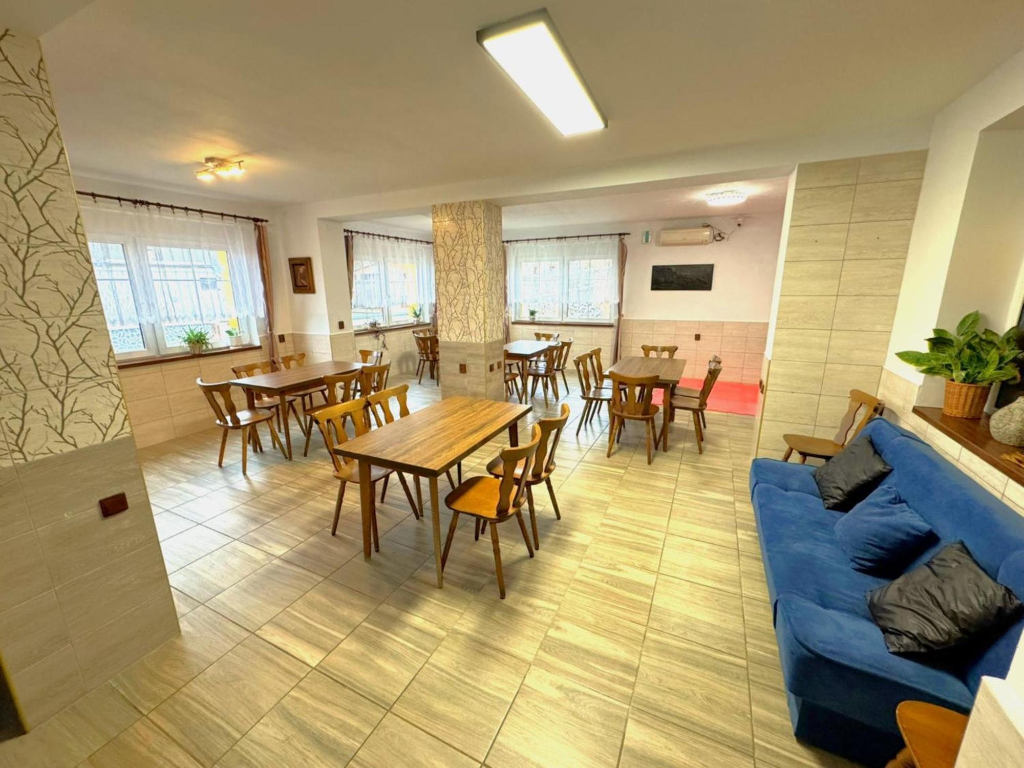 Maxovo Kralovstvi Apartment Rovensko pod Troskami Luaran gambar